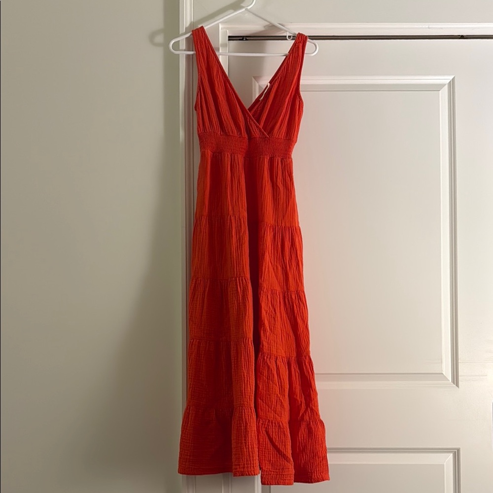 Elegant Red Sleeveless Dress